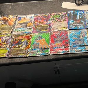 15 jumbo Pokémon Cards